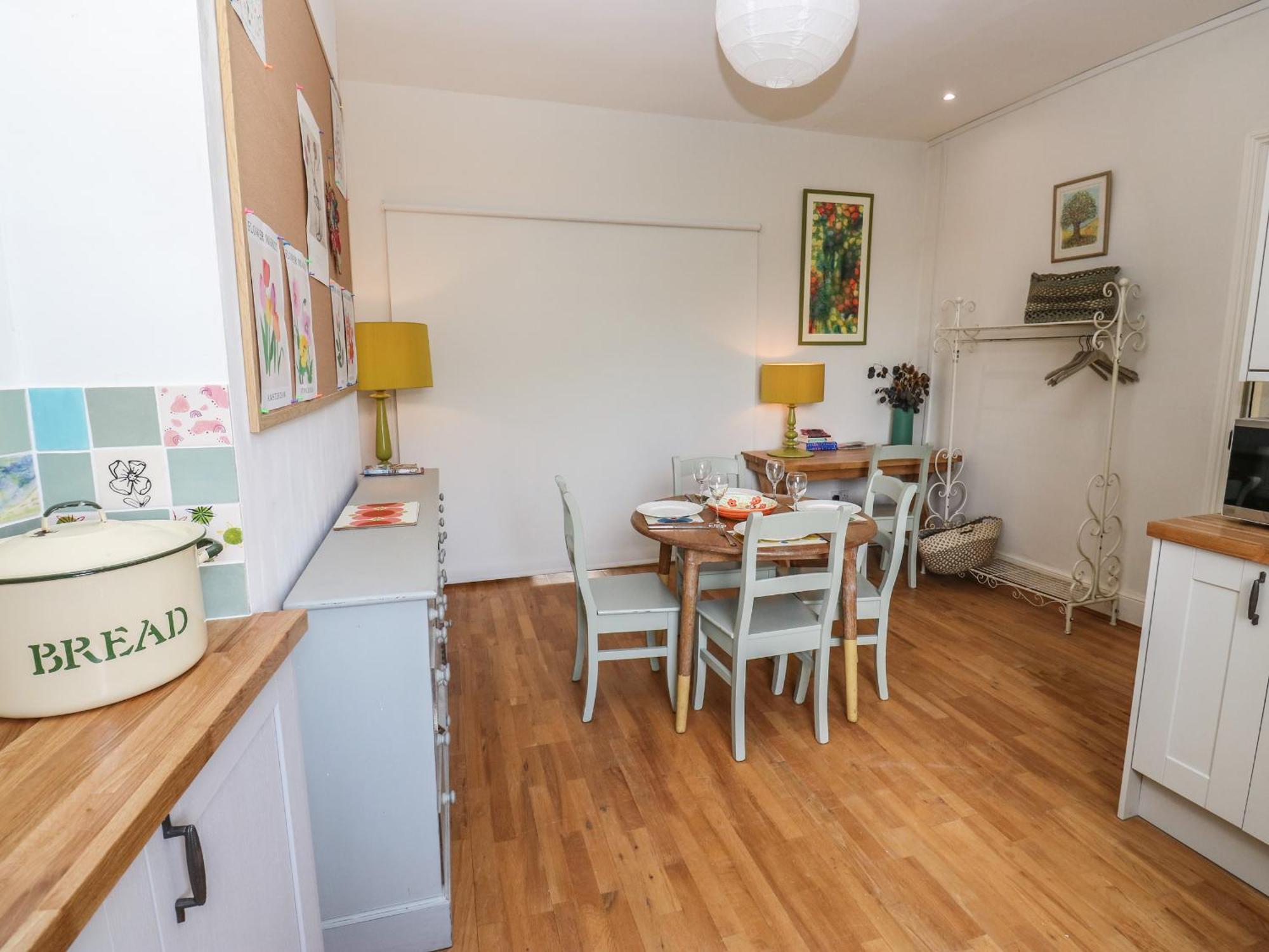 Main Street View Apartment คีธลีย์ ภายนอก รูปภาพ